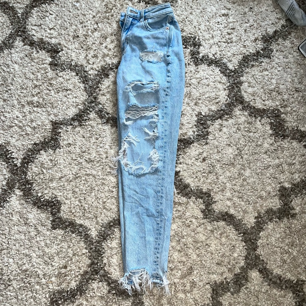 American eagle mom jeans